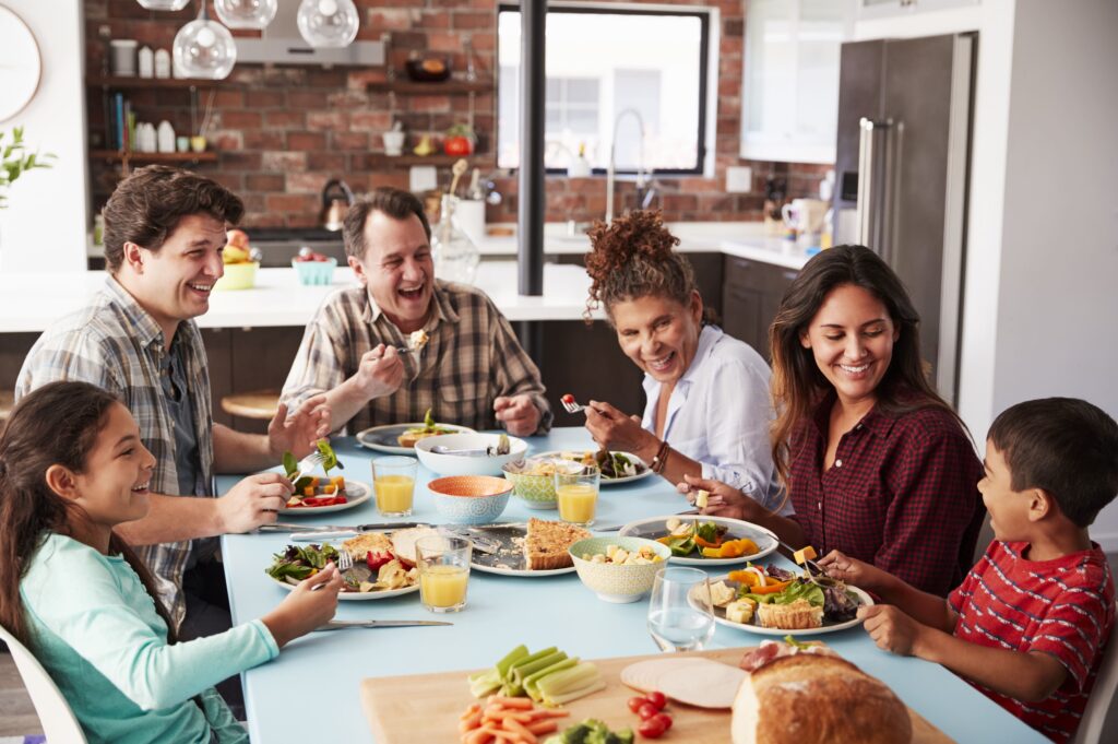 Sua família é grande? Veja como escolher a mesa de jantar ideal Blog do Interlar Interlagos Sua família é grande? Veja como escolher a mesa de jantar ideal Blog do Interlar Interlagos